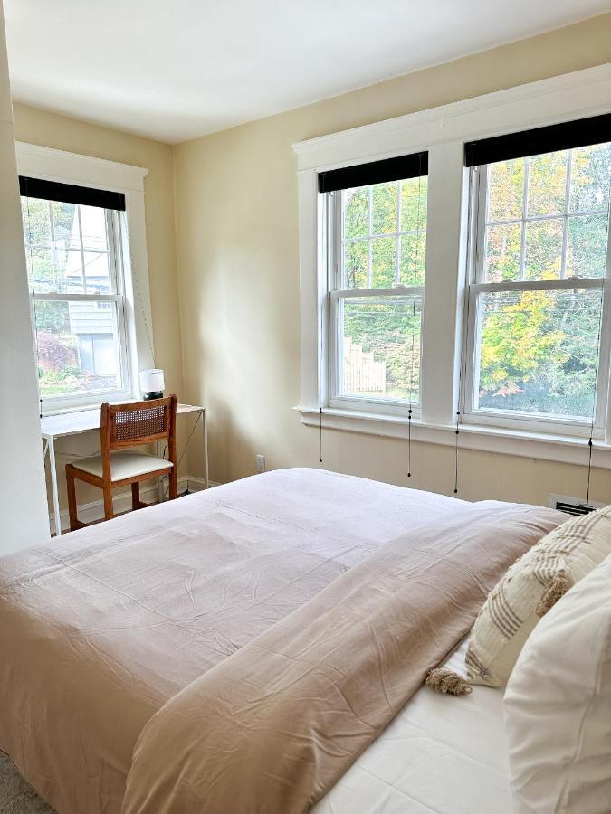 7 Mins Drive To Yale, Large Fenced Yard Villa New Haven Exteriör bild